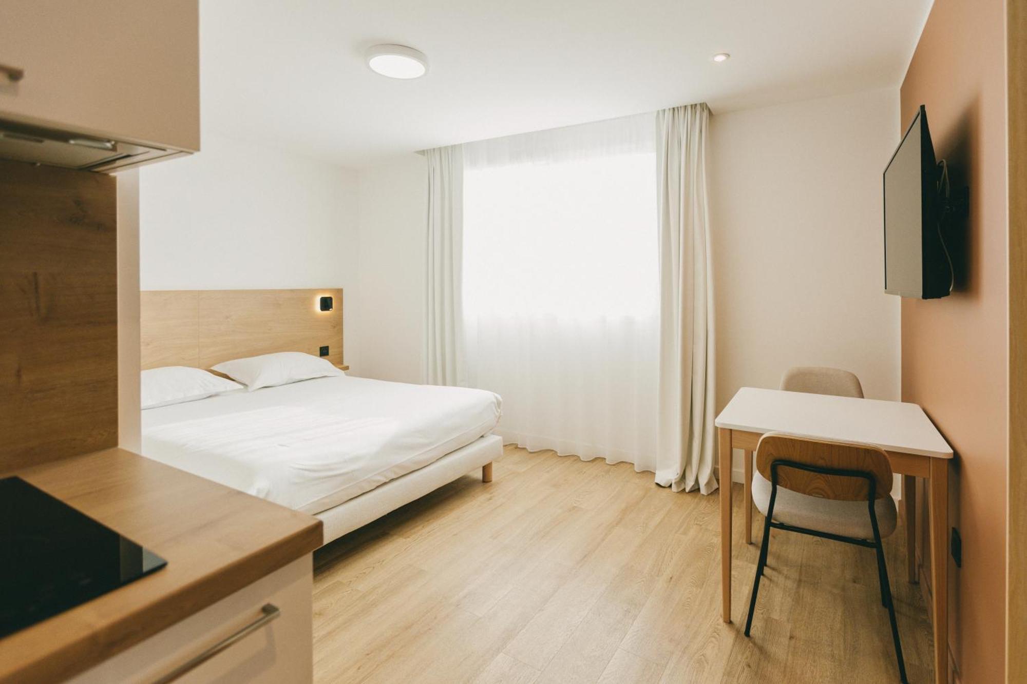 Miranove Aparthotel Montpellier Buitenkant foto